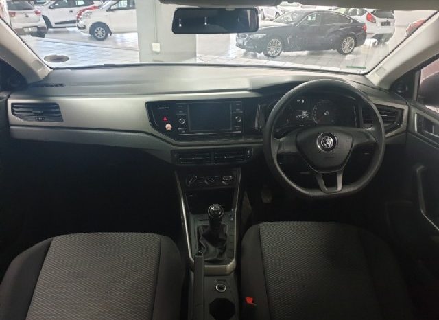 Volkswagen Polo 1.0 TSI Trendline 2018 full