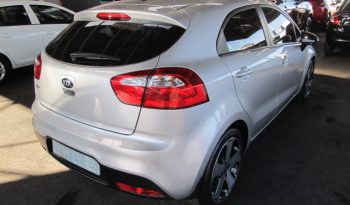 KIA Rio Hatch hatch 1.4 Tec 2014 full