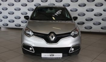 Renault Captur 900t expression 5dr (66kw) 2017 full