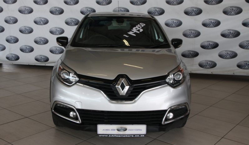 Renault Captur 900t expression 5dr (66kw) 2017 full