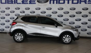Renault Captur 900t expression 5dr (66kw) 2017 full