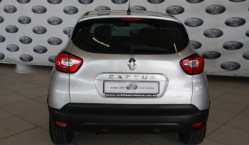 Renault Captur 900t expression 5dr (66kw) 2017 full