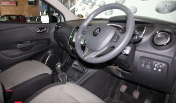 Renault Captur 900t expression 5dr (66kw) 2017 full