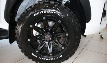 Toyota Hilux 2.8 gd-6 rb a/t raider p/u d/c 2018 full