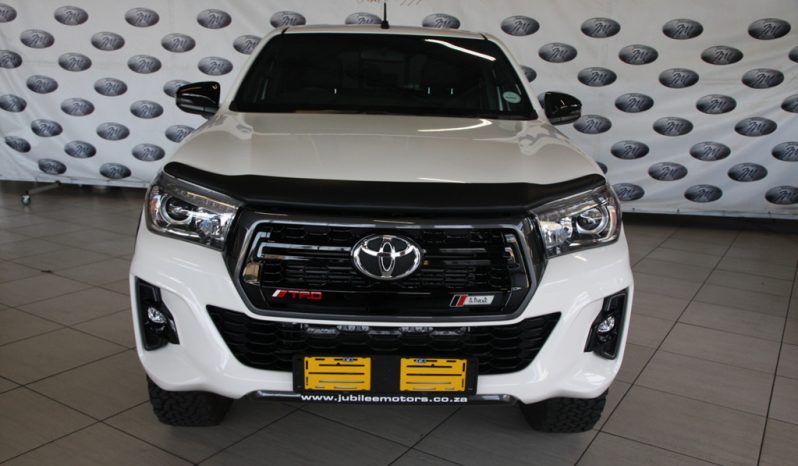 Toyota Hilux 2.8 gd-6 rb a/t raider p/u d/c 2018 full
