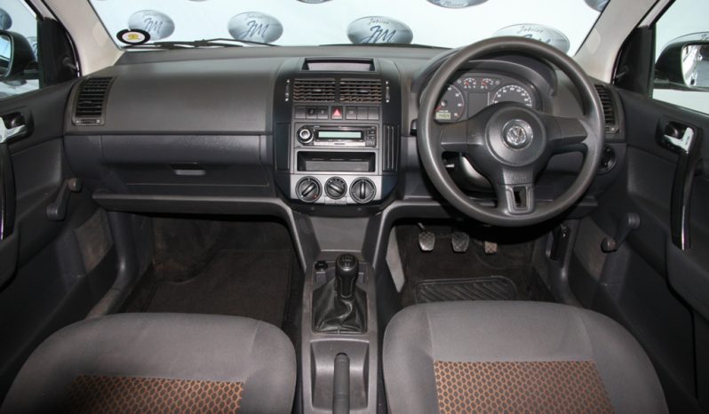 Volkswagen Polo Vivo 1.4 trendline 5dr 2014 full