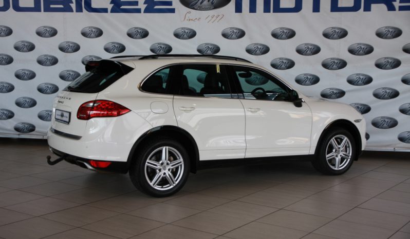 Porsche Cayenne S tiptronic (e2) 2011 full