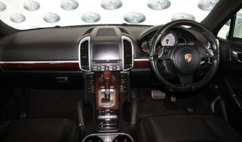 Porsche Cayenne S tiptronic (e2) 2011 full