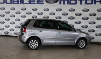 Volkswagen Polo 1.4 comfortline 2009 full