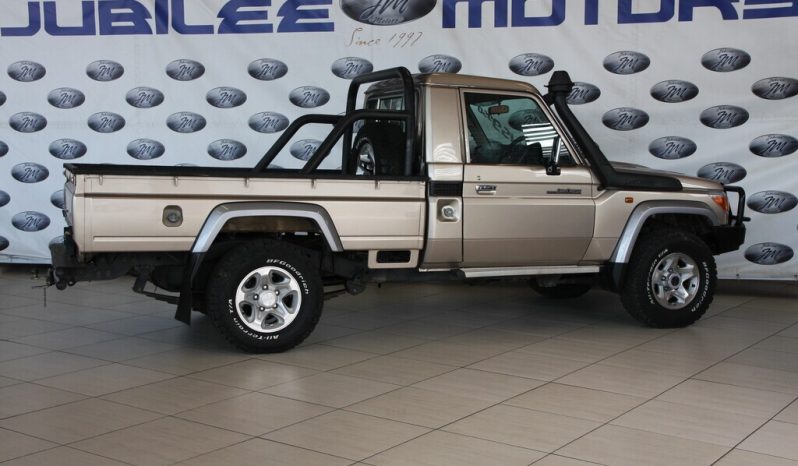 Toyota Land Cruiser 79 4.5d p/u s/c 2015 full