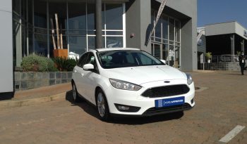 Ford Focus FOCUS 1.0 ECOBOOST TREND 5Dr 2017 full