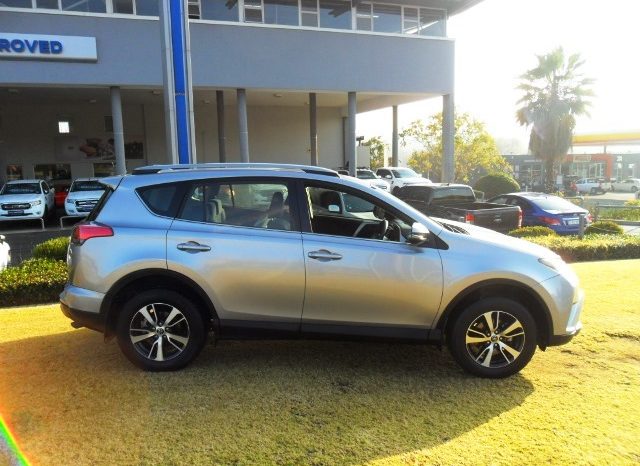 Toyota RAV4 2.0 GX A/T 2016 full