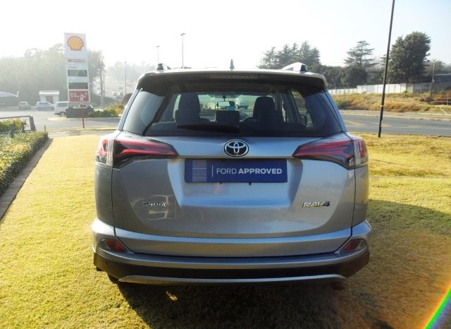 Toyota RAV4 2.0 GX A/T 2016 full