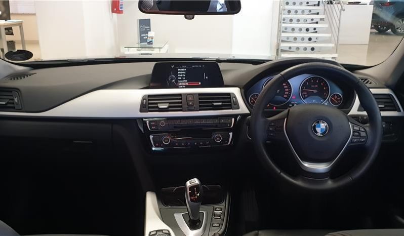 BMW 3 Series 320i A/T (F30) 2017 full