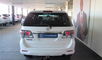 Toyota Fortuner FORTUNER 3.0D-4D R/B A/T 2015 full