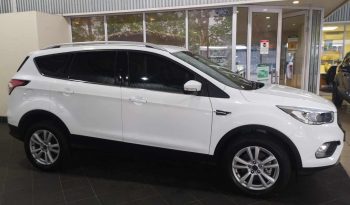 Ford Kuga 1.5TDCI Ambiente FWD 6MT 2019 full