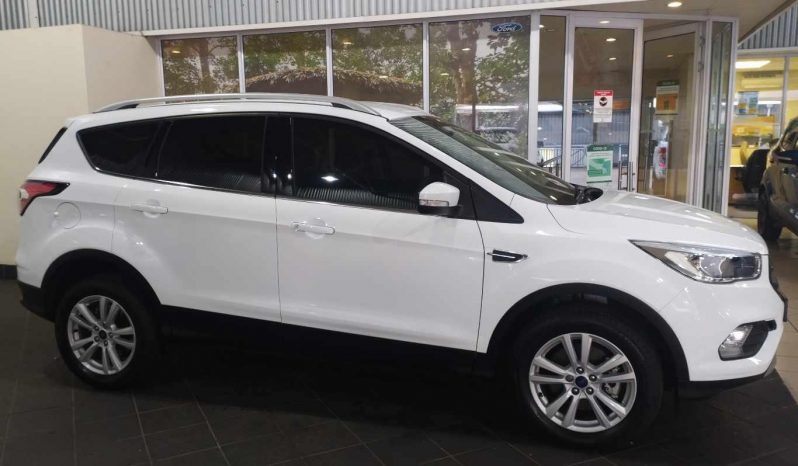 Ford Kuga 1.5TDCI Ambiente FWD 6MT 2019 full